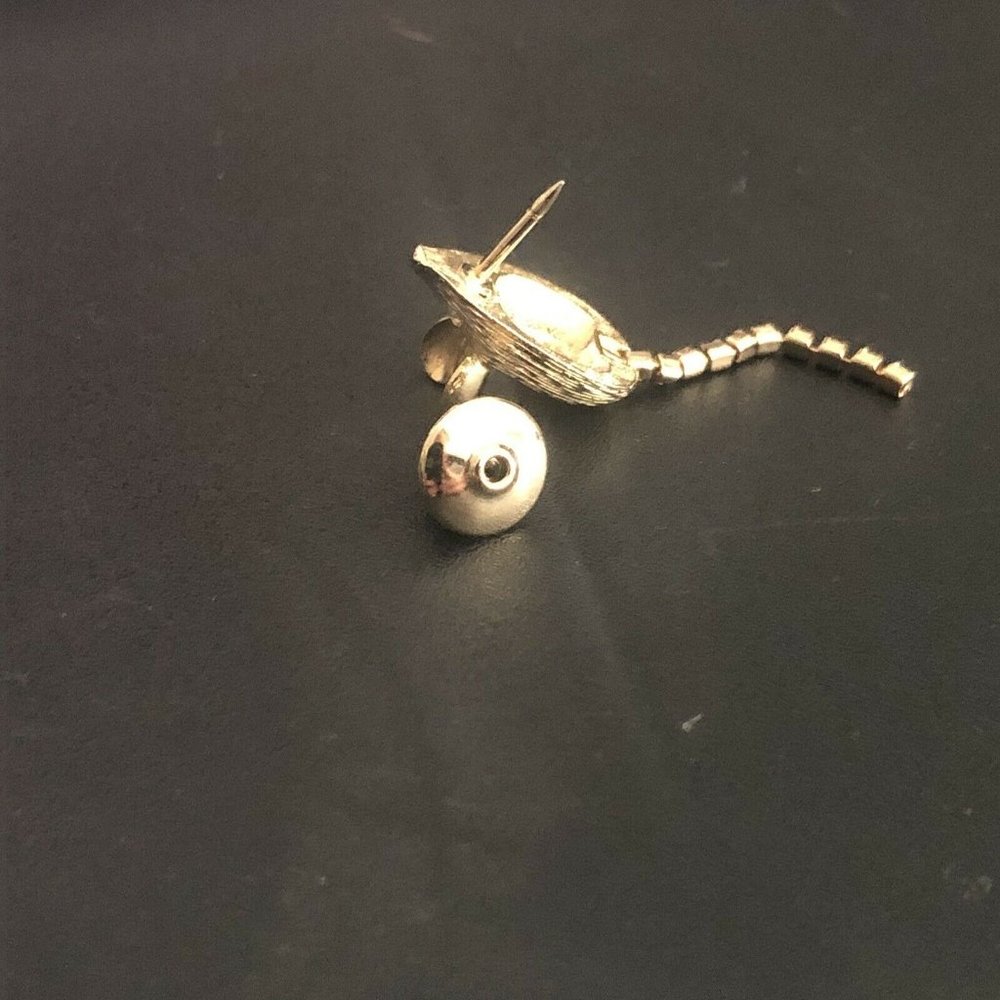 Vintage 70s Avon Midas Mouse Rhinestone Eyes Tail Gold Pin - Picture 8 of 9
